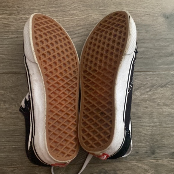 Black Vans Old Skool Women’s 6 - Picture 5 of 6